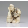 netsuke de perioada Meiji. fildes natural, Japonia cca 1880-1910